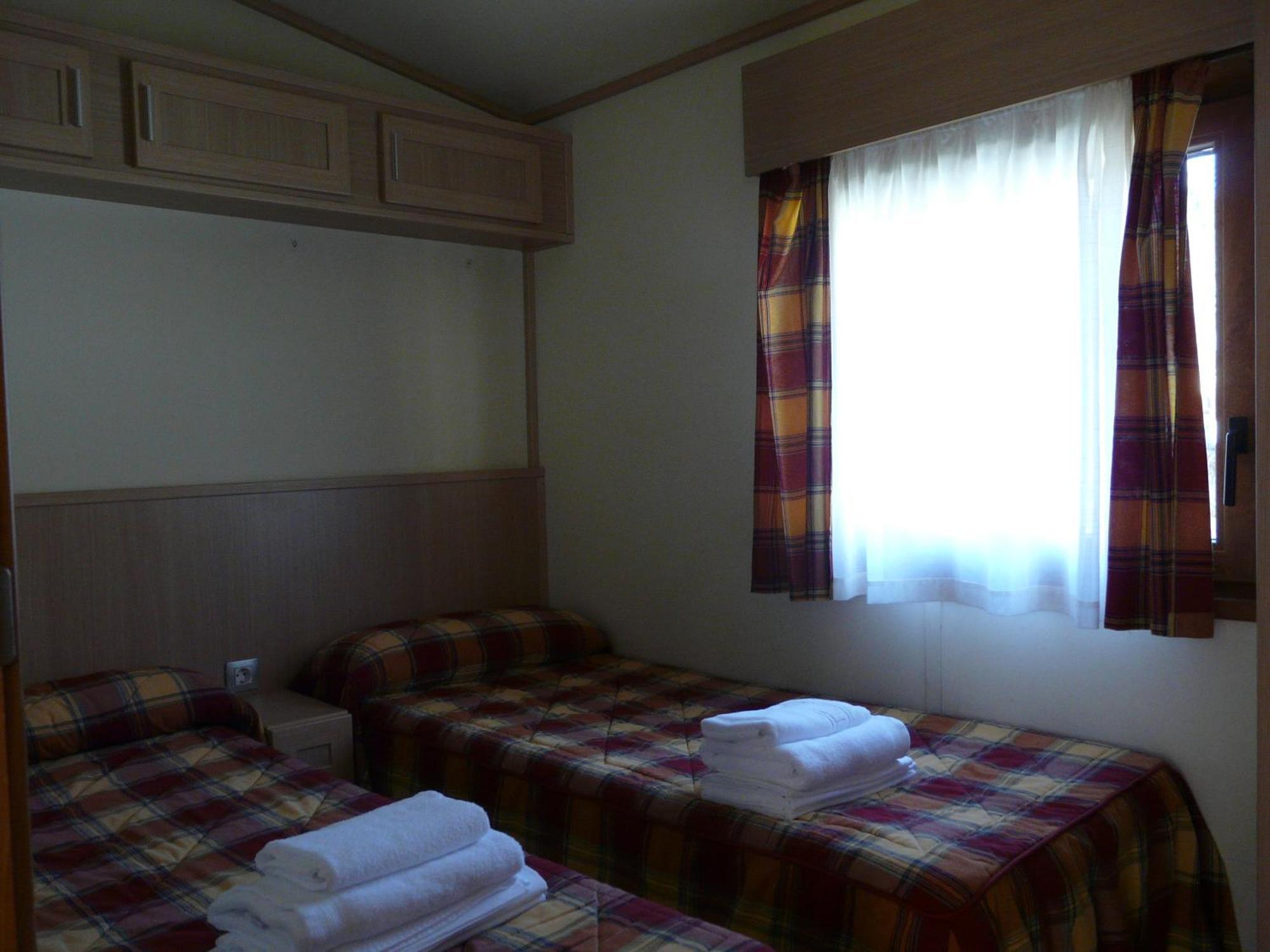 Complejo Turistico Bielsa Hotel Y Camping Bilik gambar